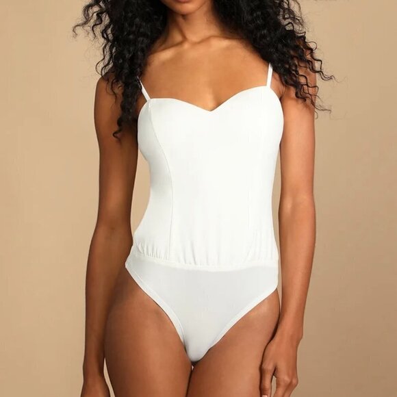 LULU'S White Sleeveless Bustier Style White Bodysuit US S - Picture 3 of 6